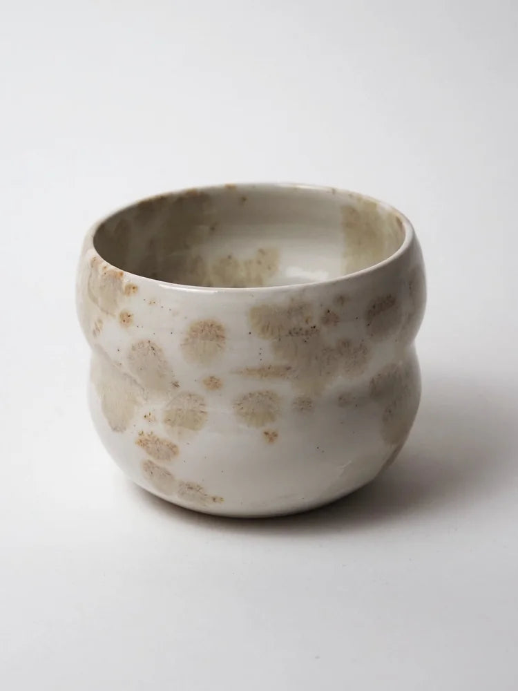 mūg 1 beige dots